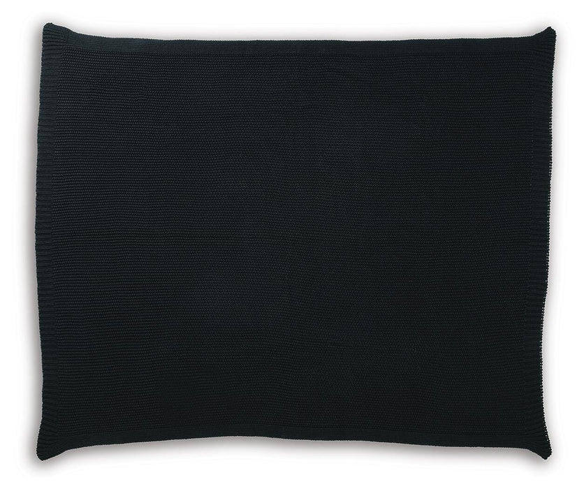 Signature Design Black Throw (3/CS)