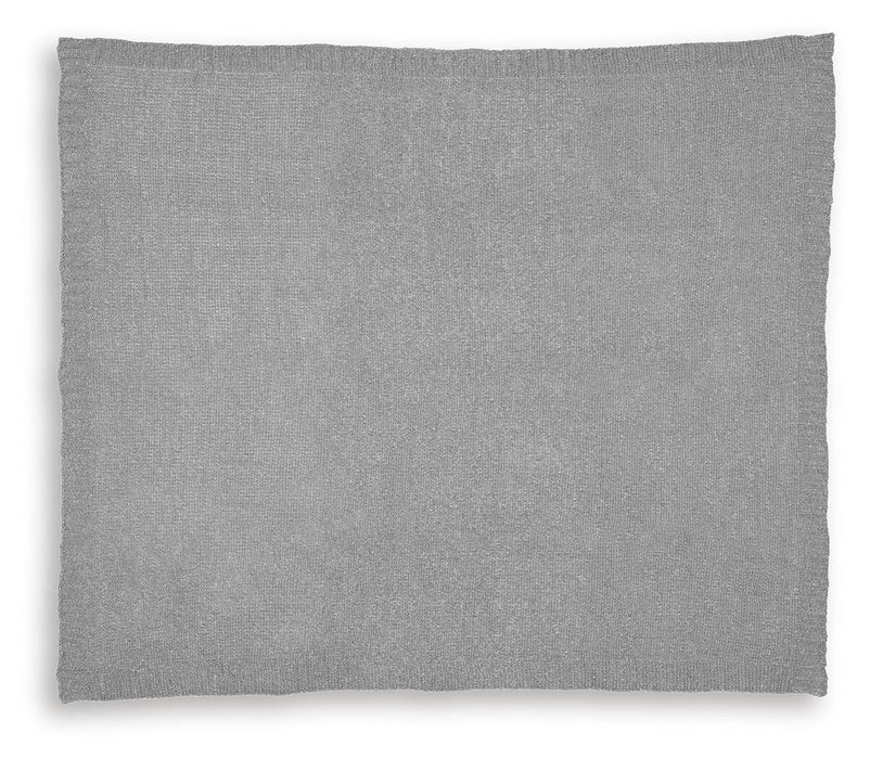 Signature Design Gray Throw (3/CS)