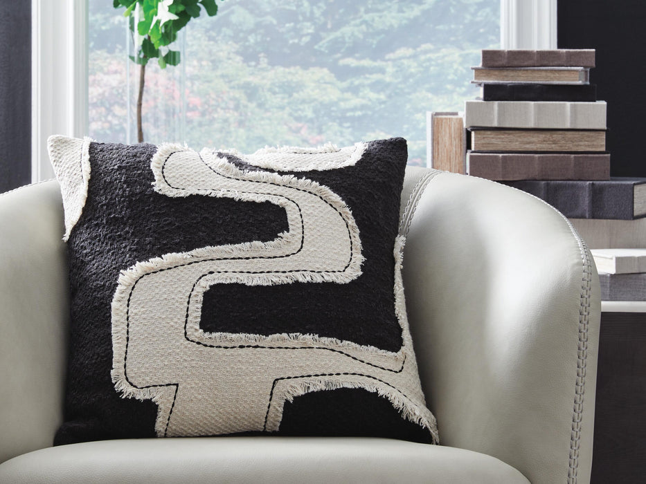 Signature Design Black/Beige Pillow (4/CS)