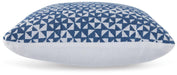 Signature Design Blue/White I/O Pillow (4/CS)