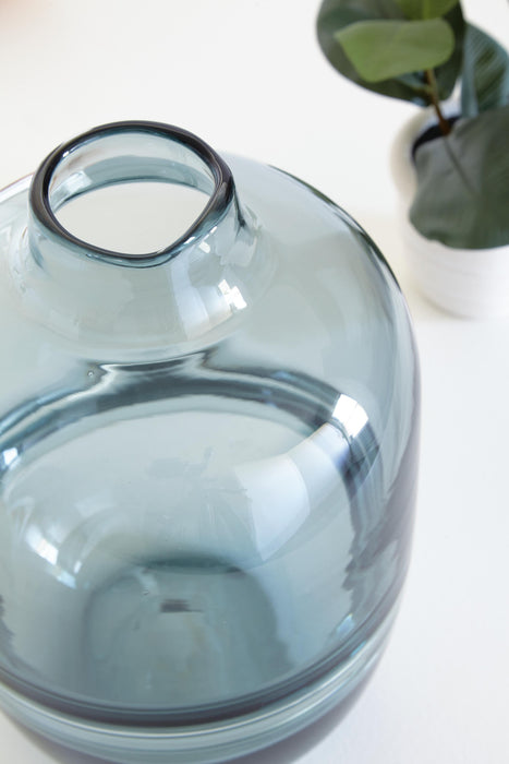 Signature Design Teal I/O Vase