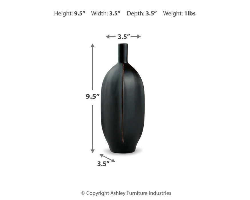 Signature Design Black Vase (3/CS)