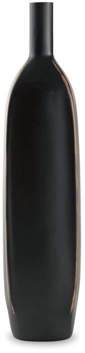 Signature Design Black Vase (3/CS)