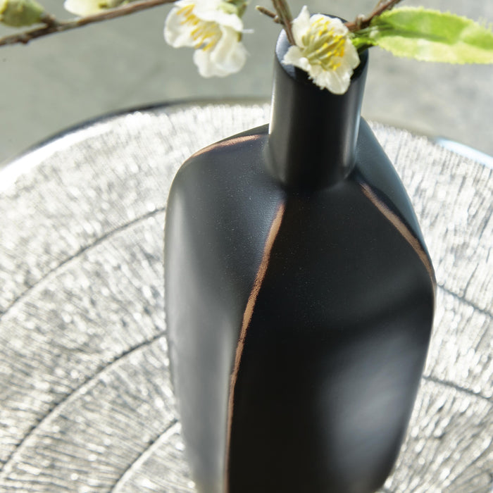 Signature Design Black Vase (3/CS)