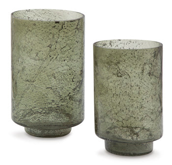 Signature Design Green Candle Holder Set (2/CN)