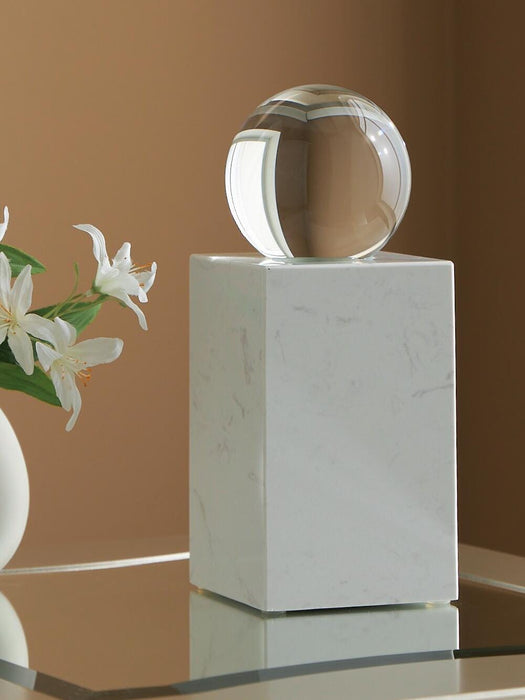 Signature Design Clear/White Sculpture