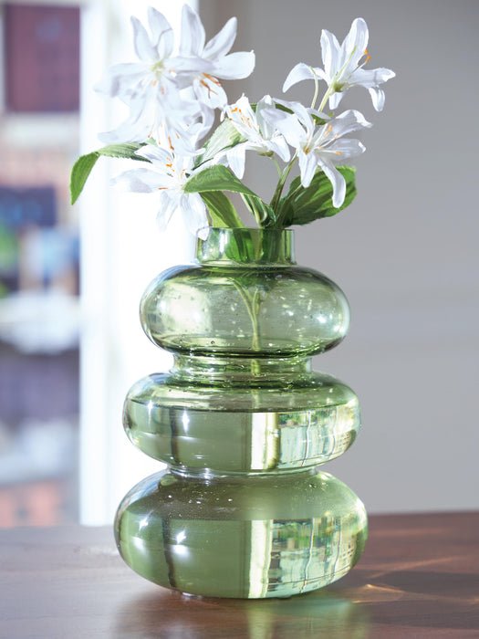 Signature Design Green Vase