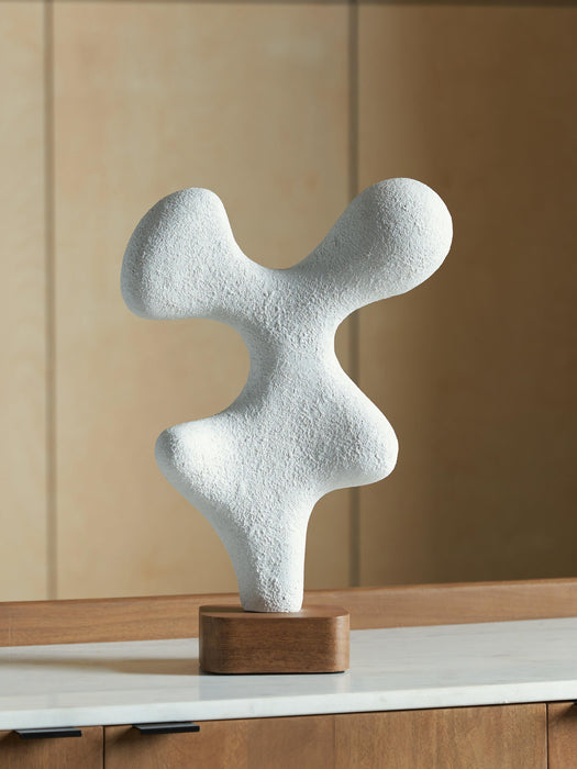 Signature Design White/Brown Sculpture