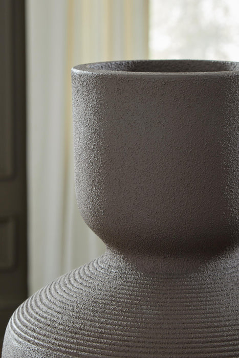 Signature Design Brown Vase