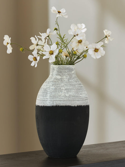 Signature Design Antique White/Black Vase