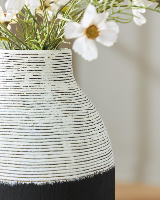 Signature Design Antique White/Black Vase