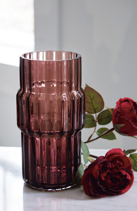 Signature Design Mauve I/O Vase