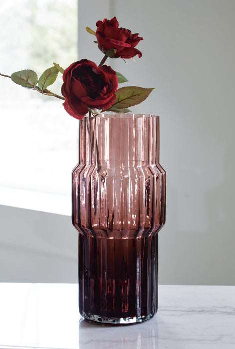 Signature Design Mauve I/O Vase (2/CS)