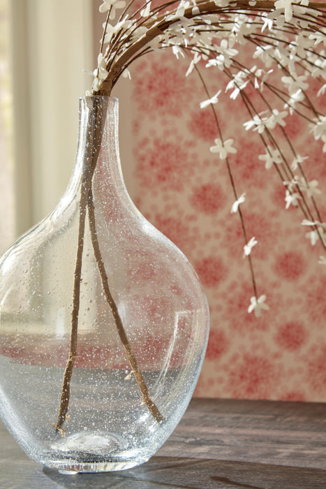 Signature Design Clear I/O Vase