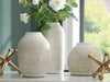 Signature Design White/Gold Finish Accessory Set (5/CN)