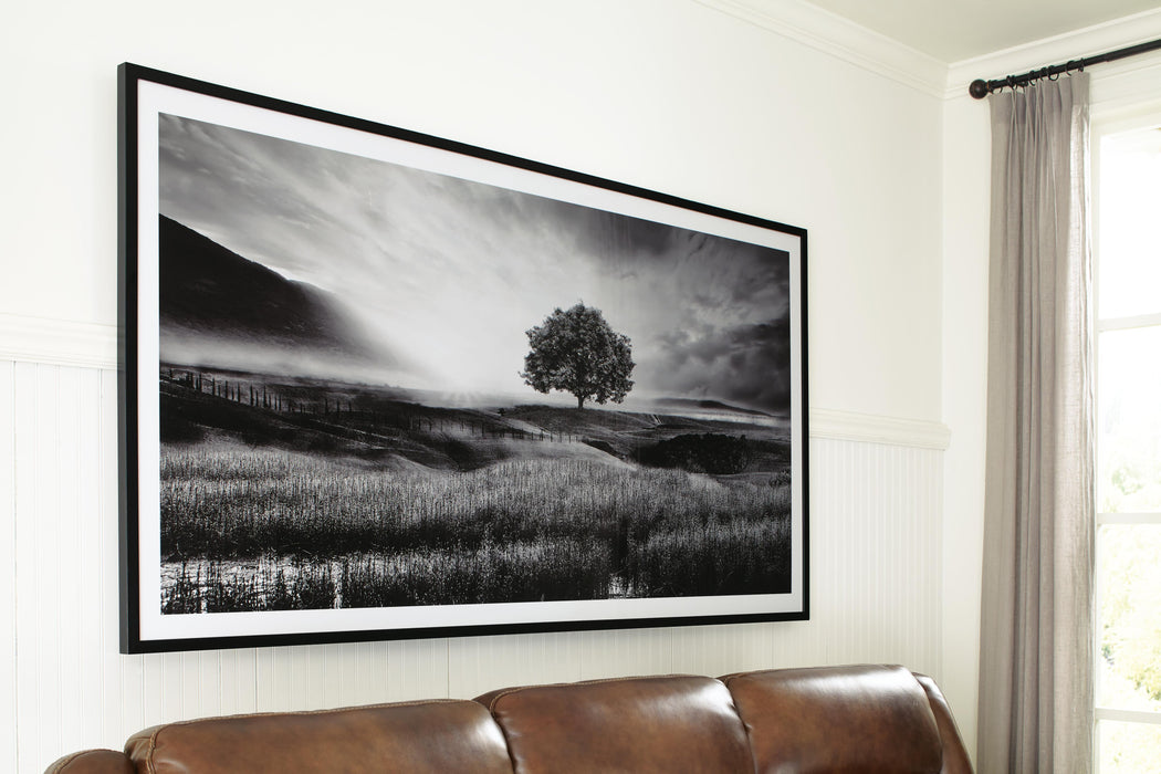 Signature Design Black/White Wall Art