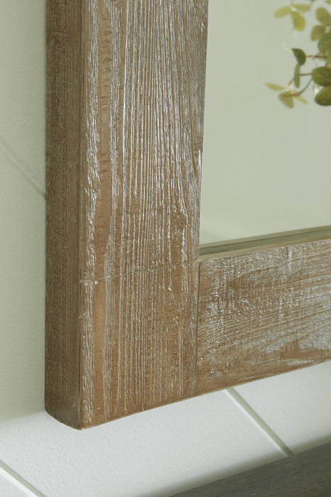 Accent Mirror