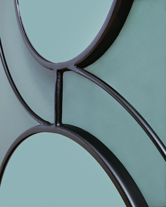 Accent Mirror