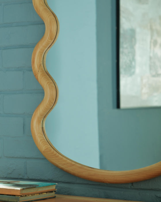 Accent Mirror