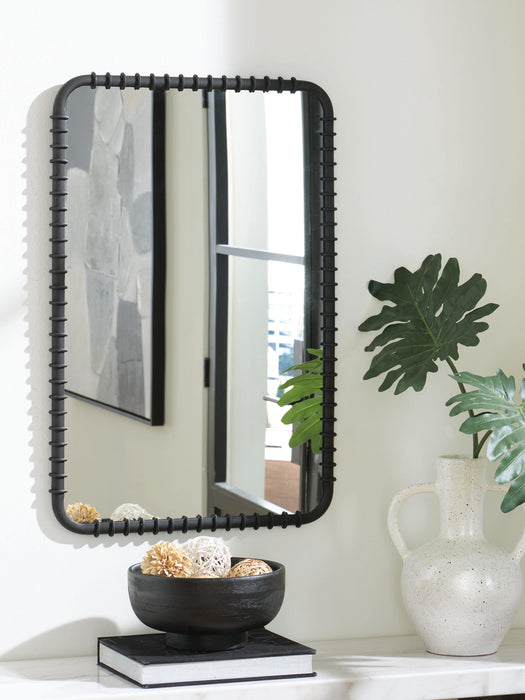 Accent Mirror