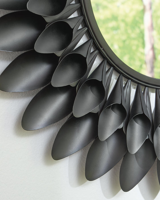 Accent Mirror