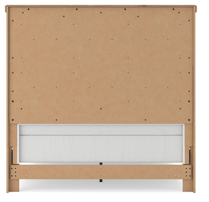 Benchcraft White/Brown Queen Panel Bed