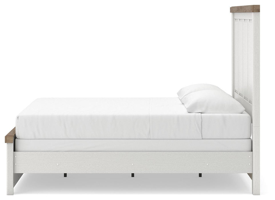 Benchcraft White/Brown King Panel Bed