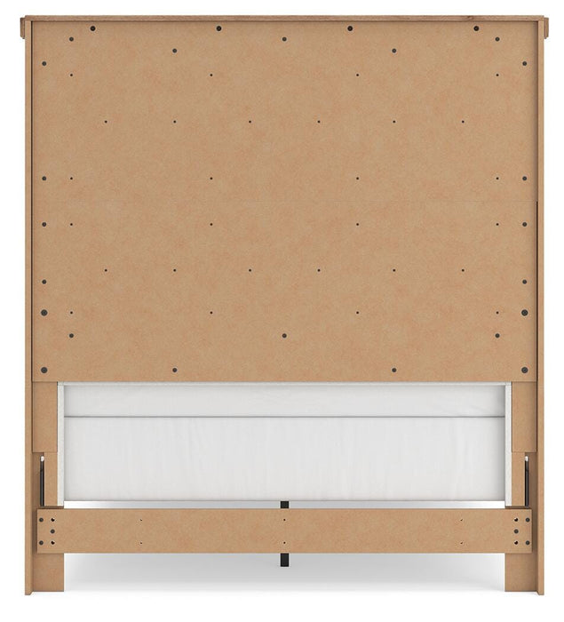 Benchcraft White/Brown Full Panel Bed