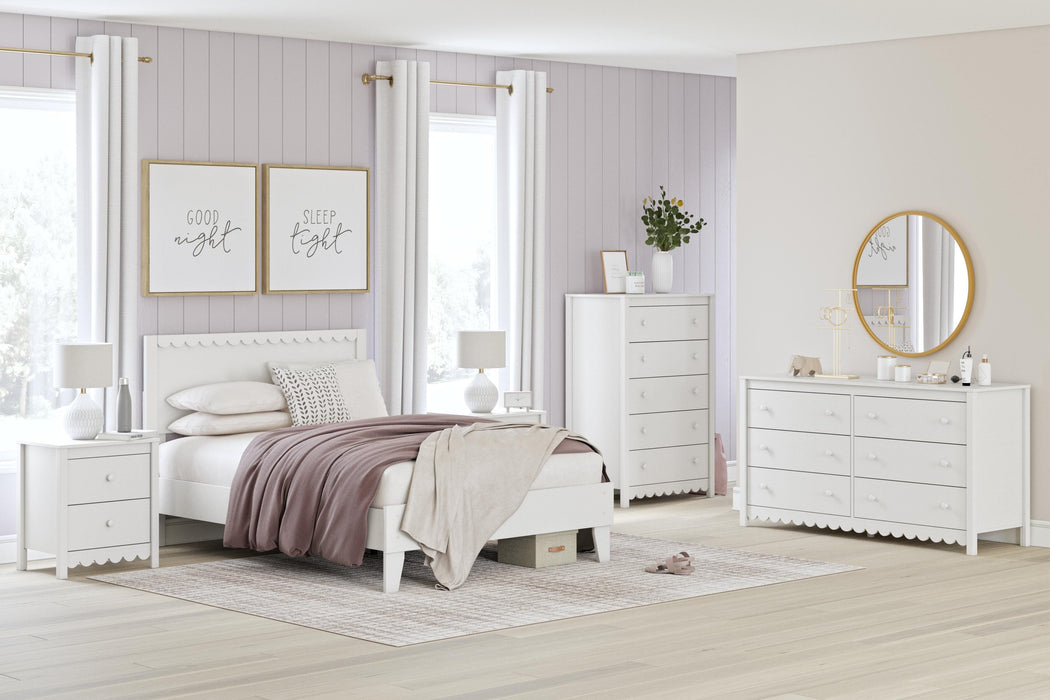 Signature Design White Full Panel Platform Bed