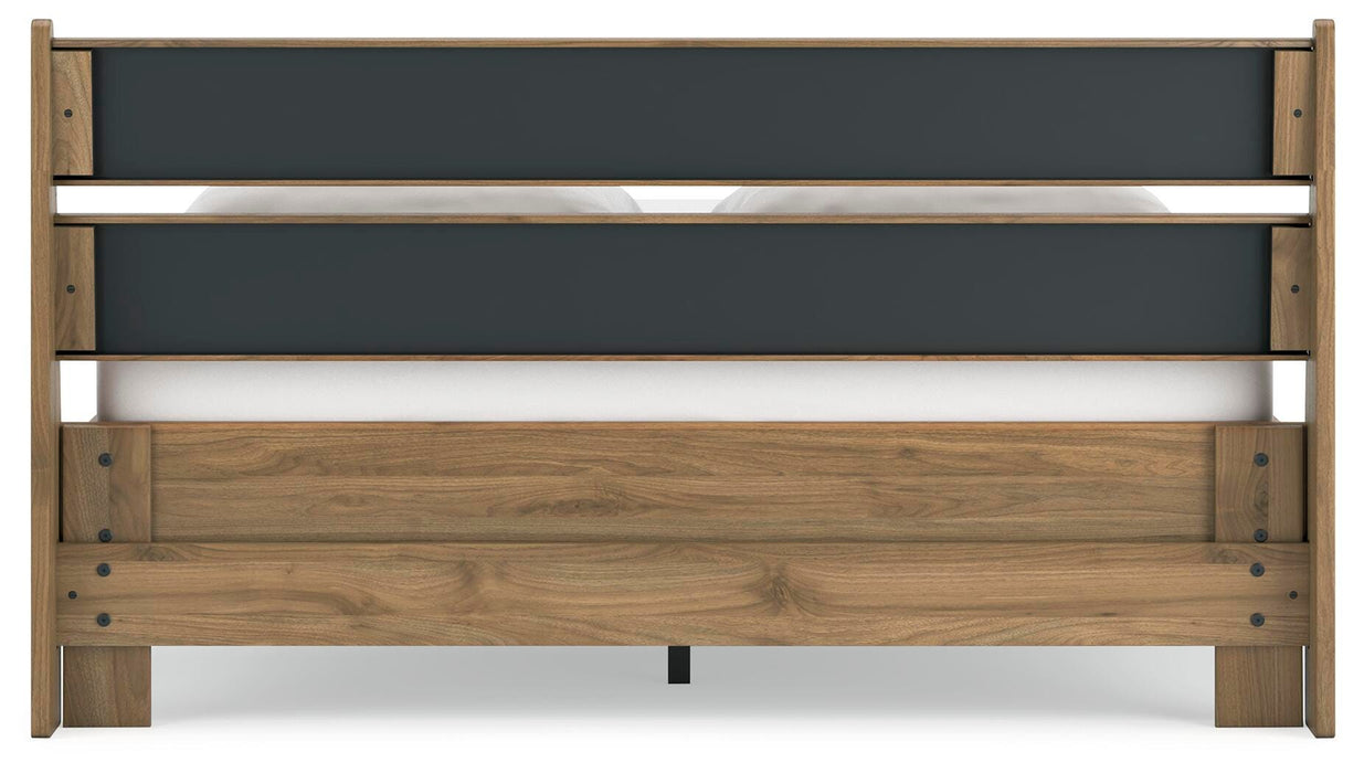 Signature Design Honey Queen Platform Panel Bed