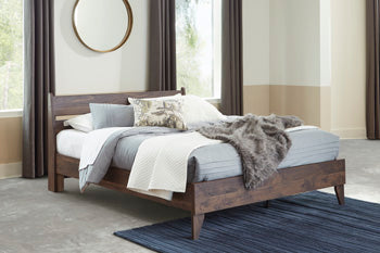 Signature Design Mocha Queen Panel Platform Bed
