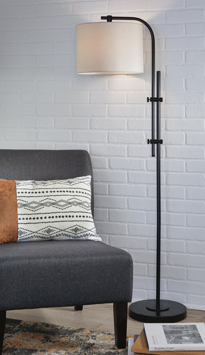 Signature Design Black Metal Floor Lamp (1/CN)