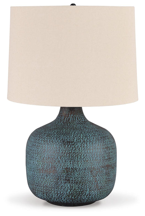 Signature Design Patina Metal Table Lamp (1/CN)