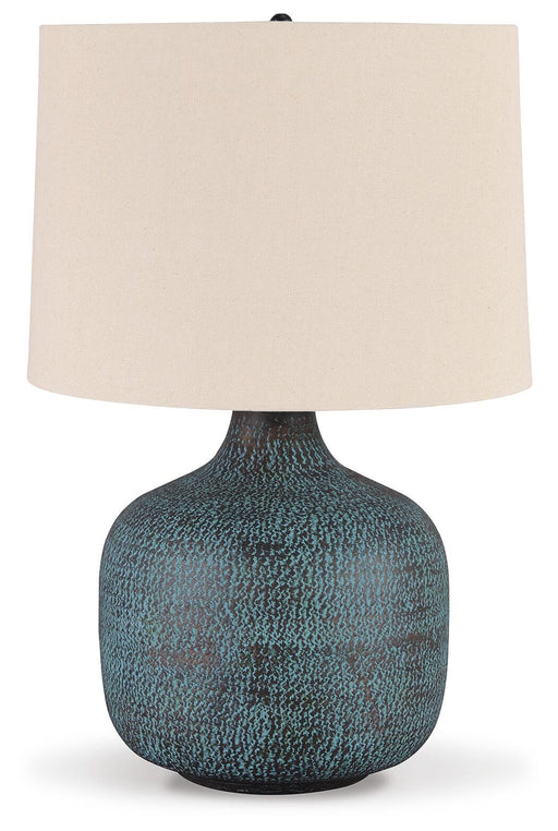 Signature Design Patina Metal Table Lamp (1/CN)