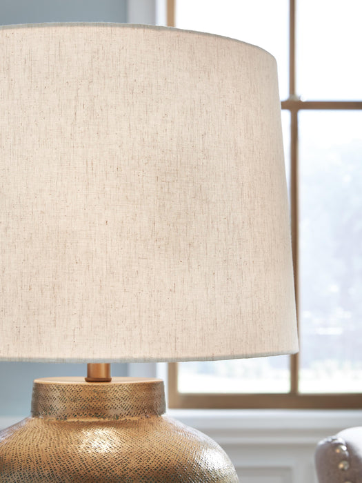 Signature Design Antique Gold Finish Metal Table Lamp (1/CN)