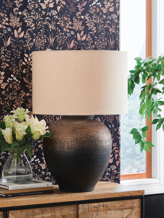 Signature Design Brown/Black Metal Table Lamp (1/CN)