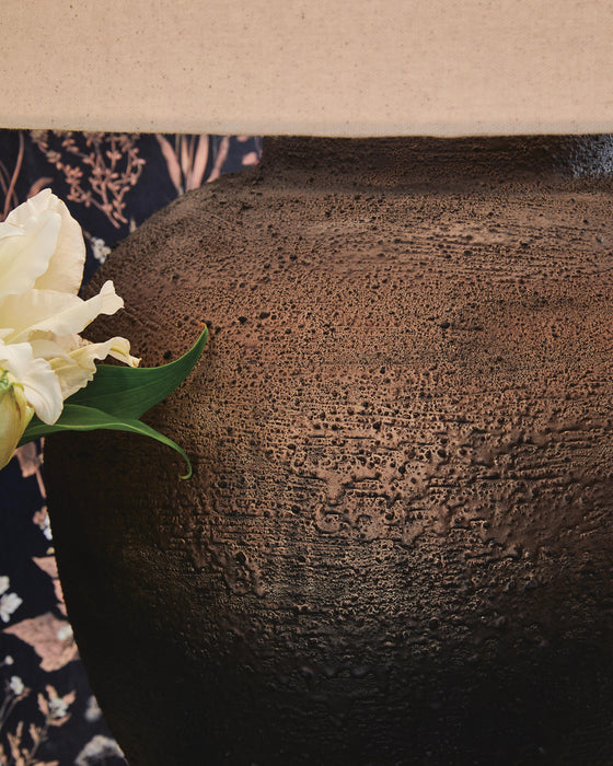Signature Design Brown/Black Metal Table Lamp (1/CN)