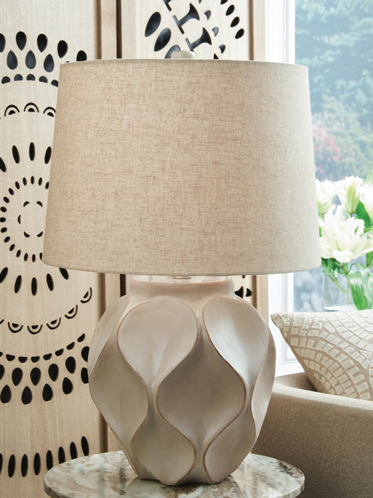 Signature Design Distressed Cream Paper Table Lamp (1/CN)
