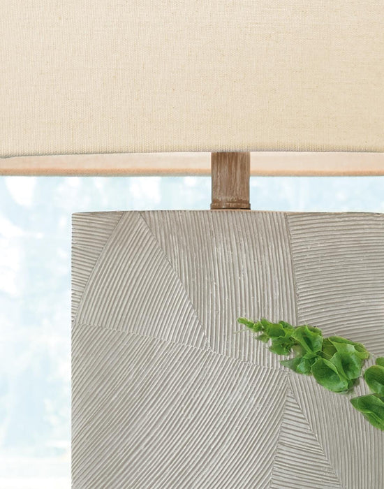 Signature Design Brown Poly Table Lamp (1/CN)