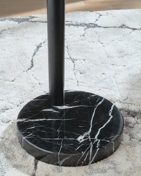 Signature Design Black Metal Arc Lamp (1/CN)