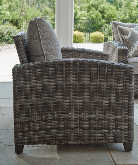 Signature Design Gray Sofa/Chairs/Table Set (4/CN)