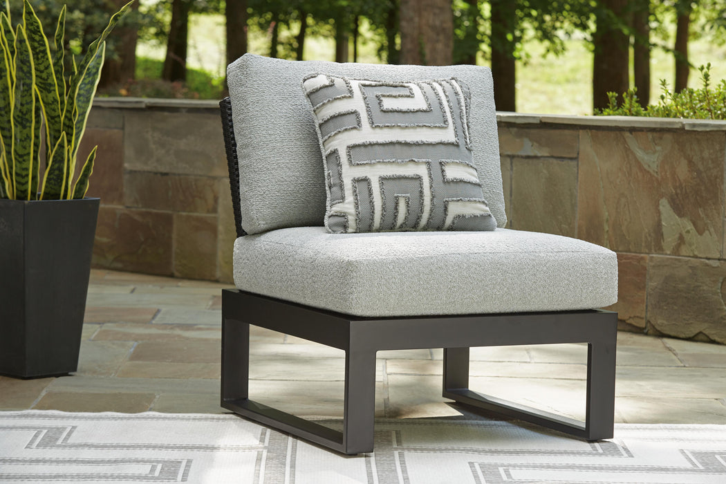 Signature Design Black/Gray 5-Piece Outdoor Sectional