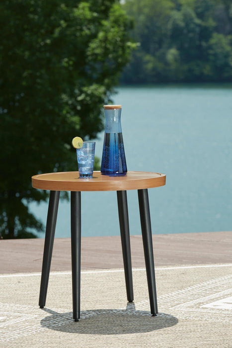 Signature Design Two-tone Brown Round End Table