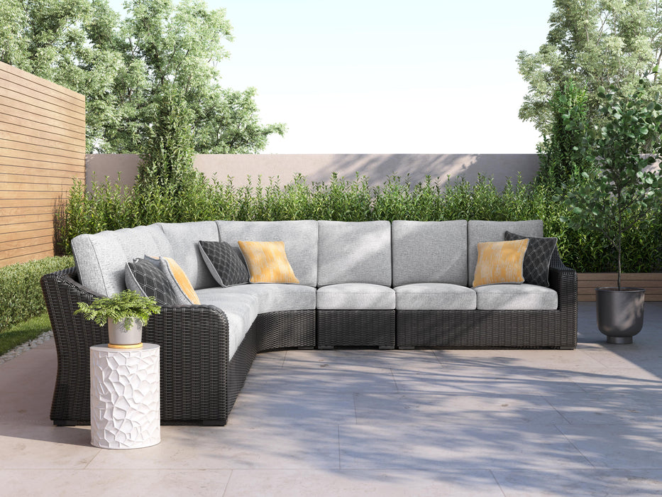 Signature Design Black/Light Gray 6-Piece Outdoor Sectional