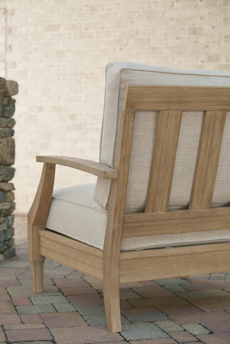 Signature Design Beige Lounge Chair w/Cushion (1/CN)