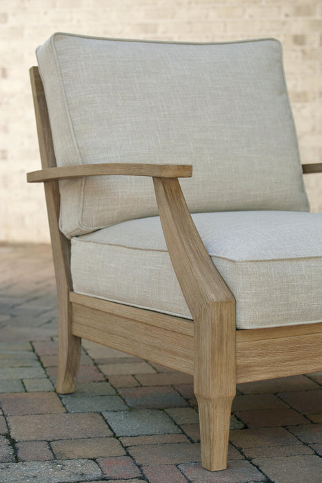 Signature Design Beige Lounge Chair w/Cushion (1/CN)