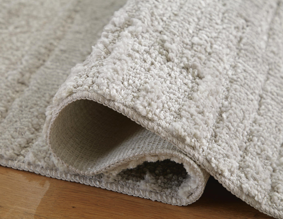 Signature Design Medium Rug 5 FT by 7 FT
