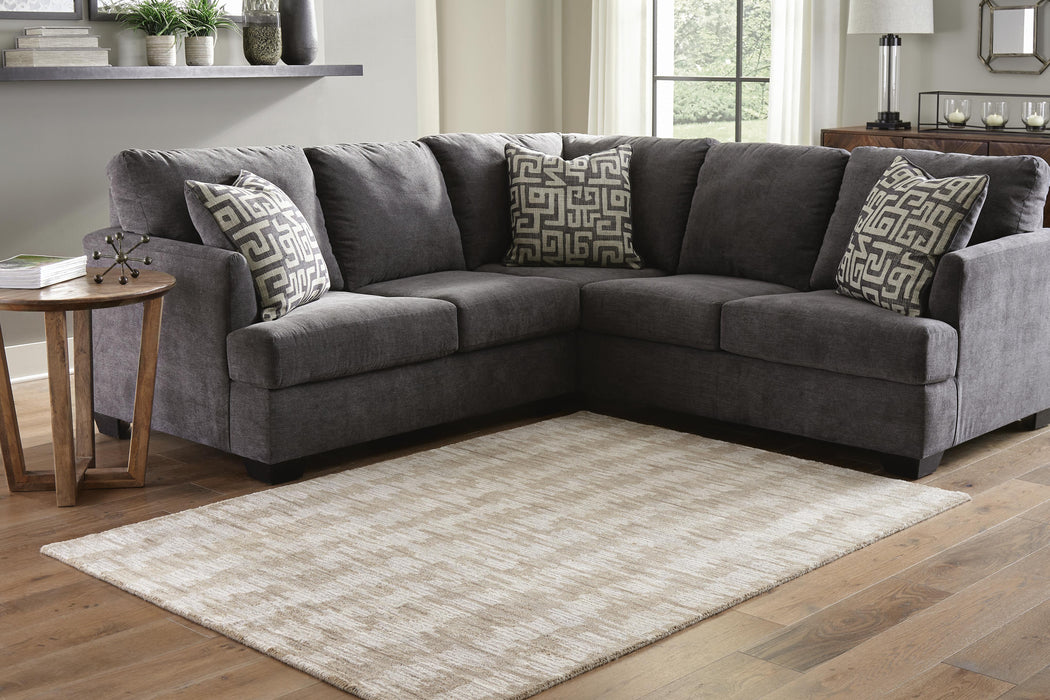 Signature Design Medium Rug 5 FT by 7 FT
