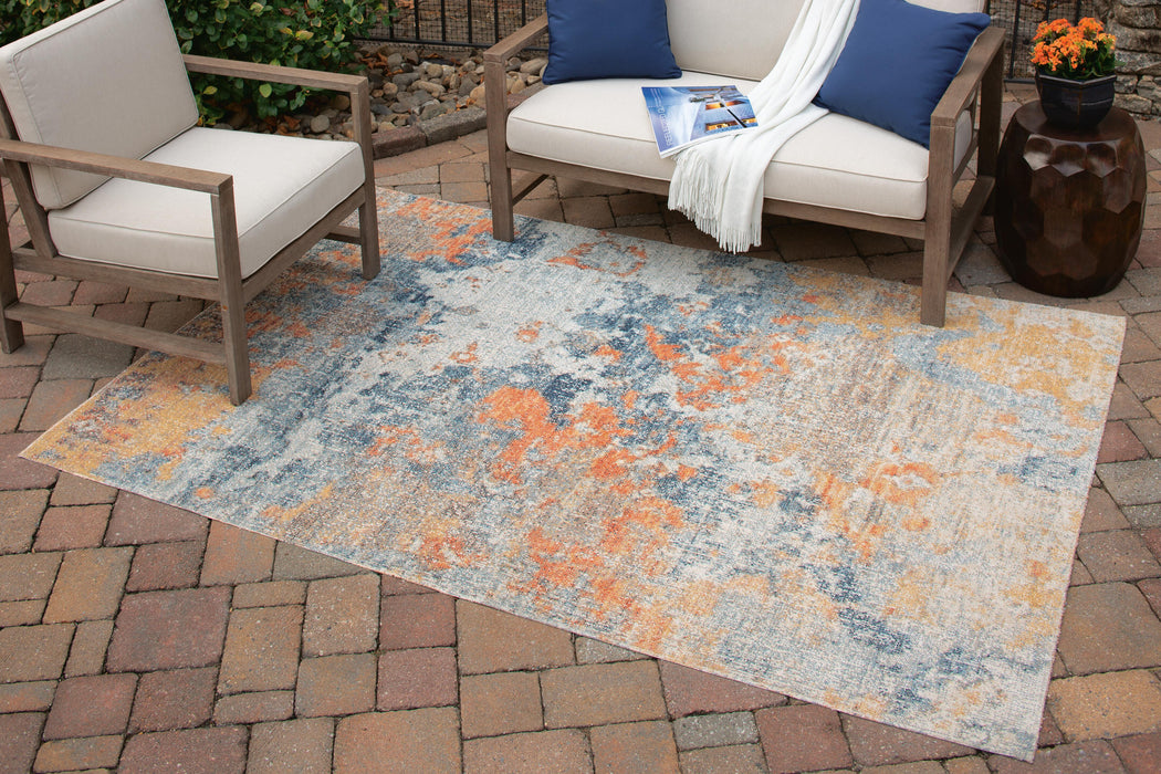 Signature Design Medium Rug 5.25 FT by 7 FT