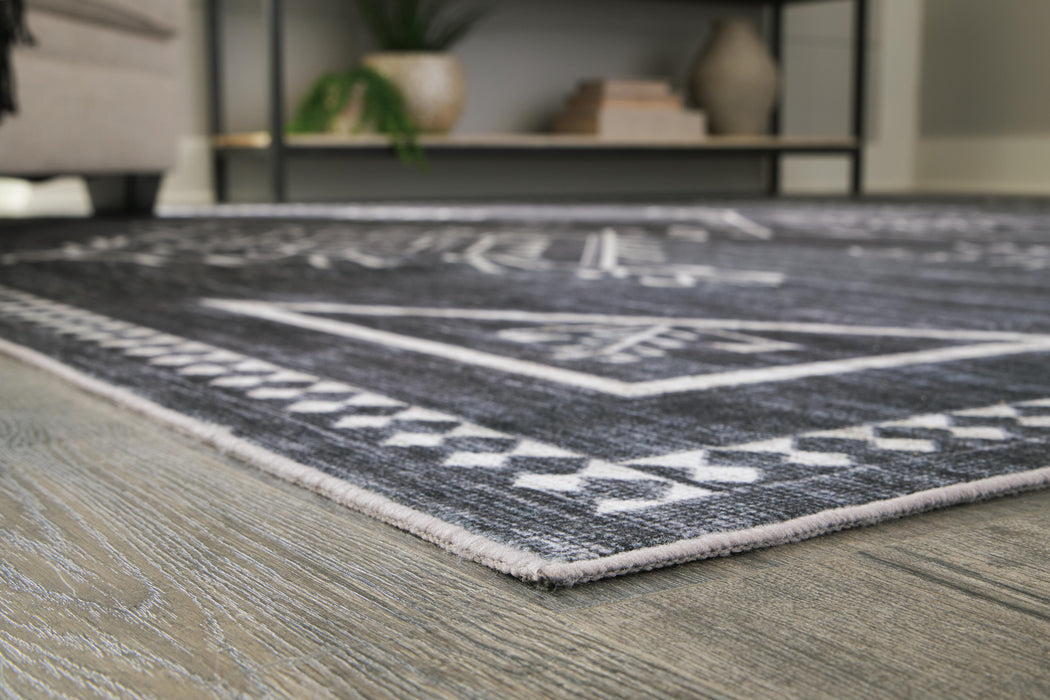 Signature Design Washable Medium Rug 4.92 FT by 6.98 FT